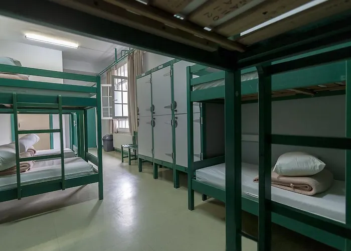 阿尔伯格约温尼尔欧德雷塔旅舍 旅馆