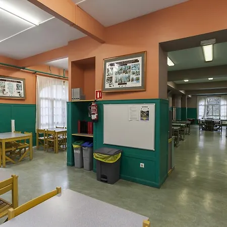 אכסניה Juvenil Ondarreta *