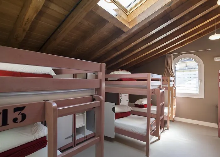 אכסניה Juvenil Ondarreta